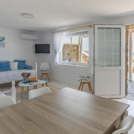 Sugar Blue Apartment *